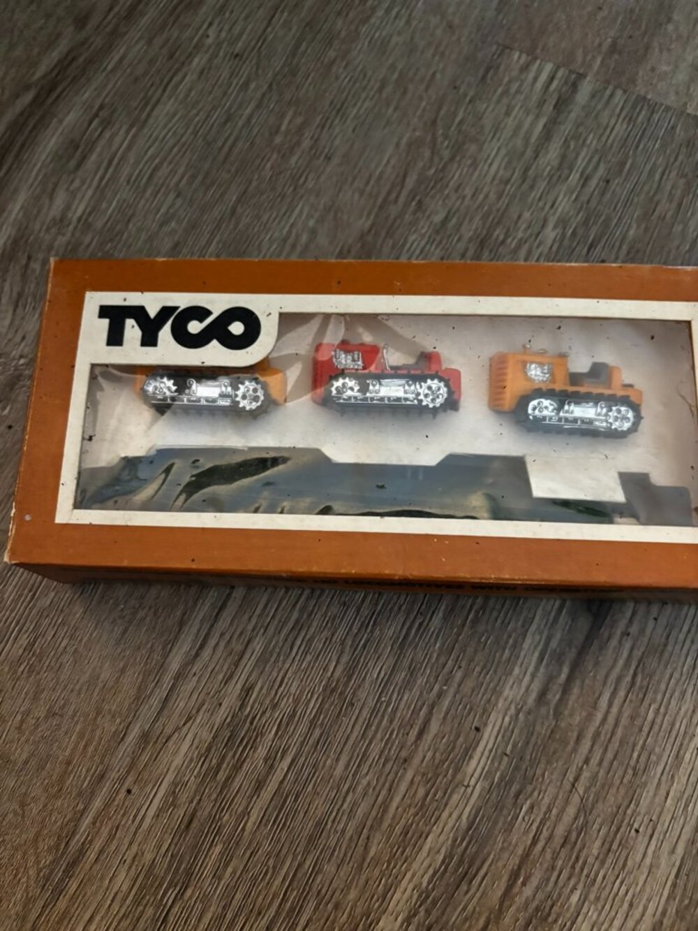 Tyco HO Skid Flat with 3 Tractors Western Maryland 351A Railroad Train display